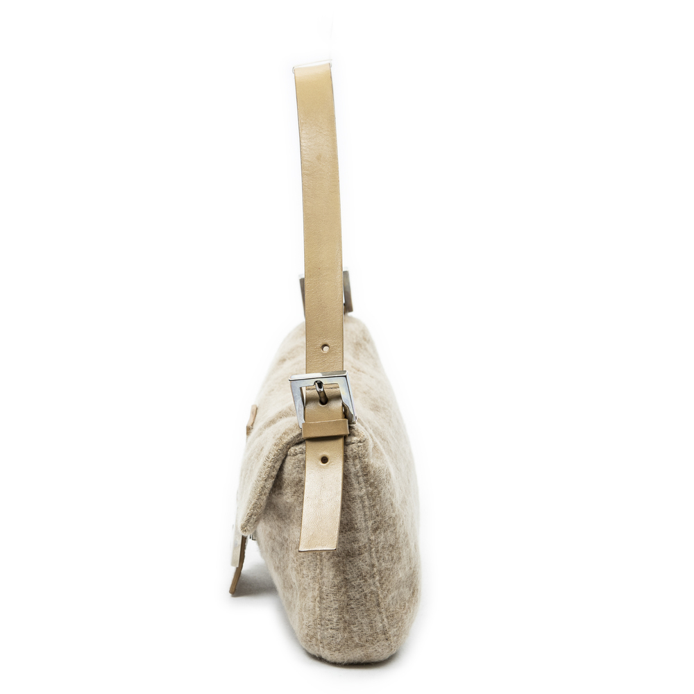 Fendi Baguette - Picture 3 of 10